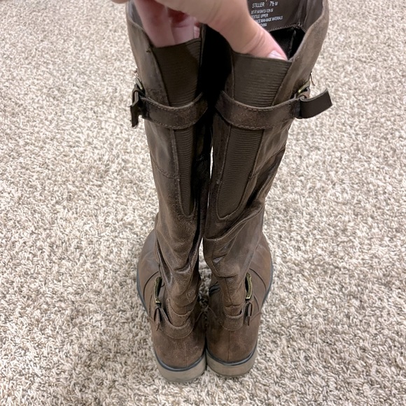 BARETRAPS boots - Picture 3 of 6